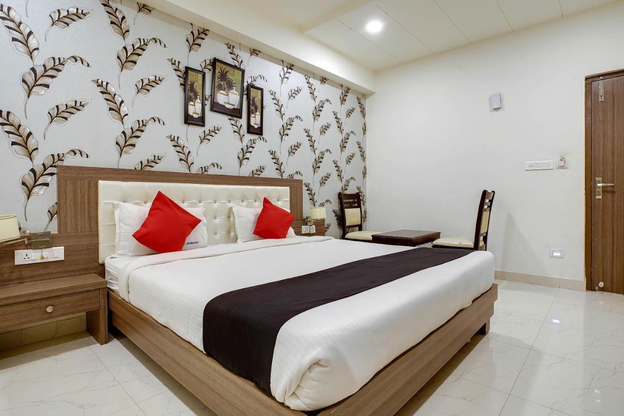 Townhouse Oak Sri Simran Park Hotel Near Secunderabad Railway Station Hyderabad Eksteriør billede