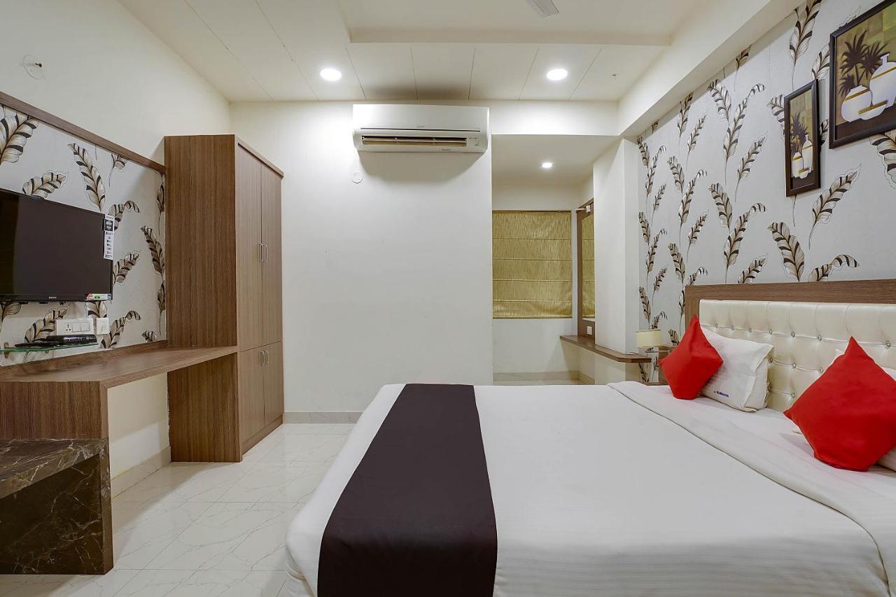 Townhouse Oak Sri Simran Park Hotel Near Secunderabad Railway Station Hyderabad Eksteriør billede