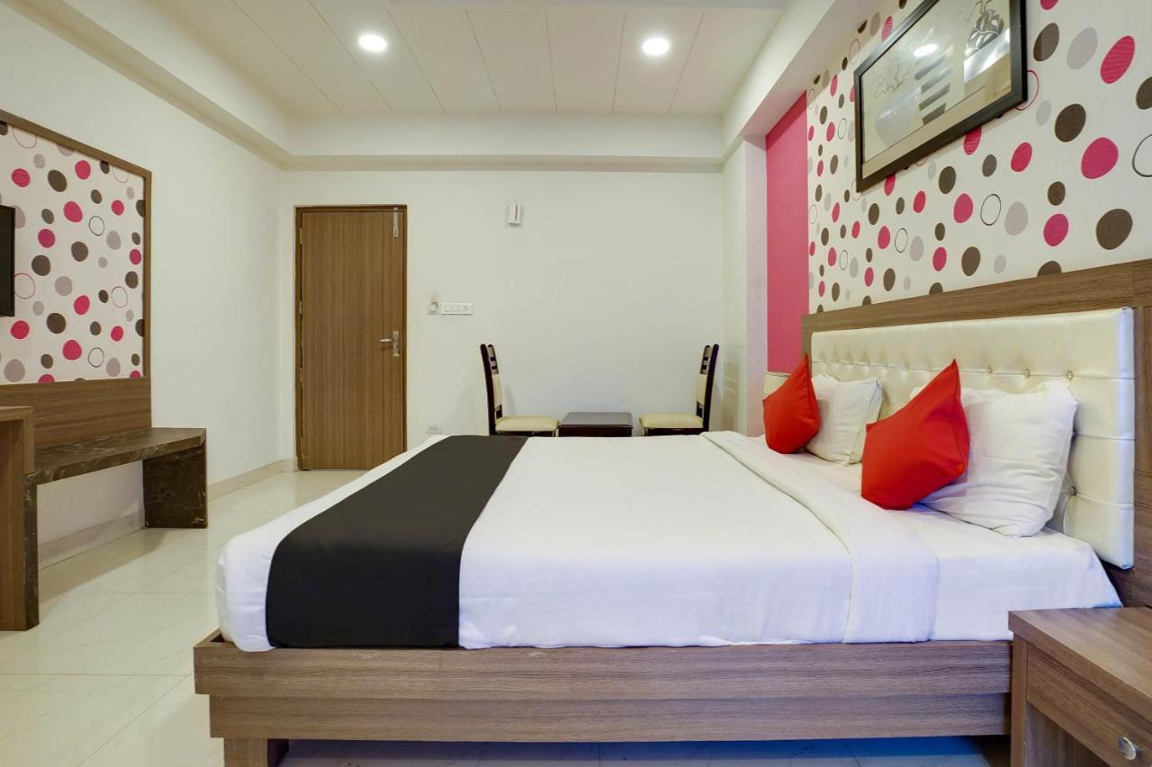 Townhouse Oak Sri Simran Park Hotel Near Secunderabad Railway Station Hyderabad Eksteriør billede